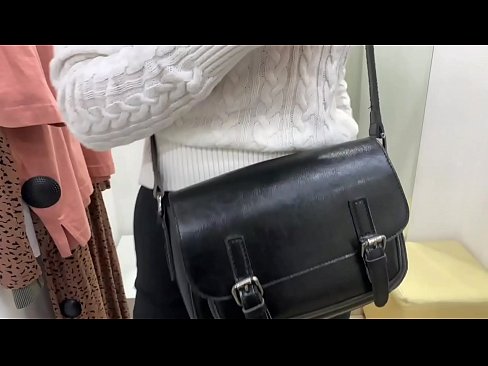 ❤️ Melancap awam perempuan jalang FeralBerry dengan dildo di dalam bilik pemasangan ❌ Video lucah pada ms.porngifmag-com.ru ❌️❤